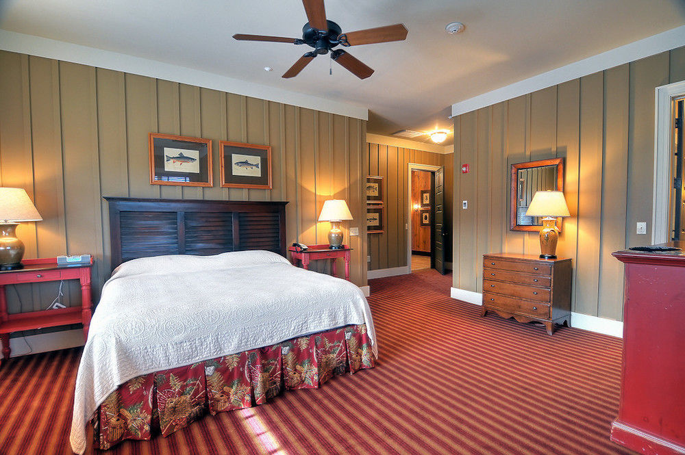 Bright'S Creek Lodge Columbus Exterior photo